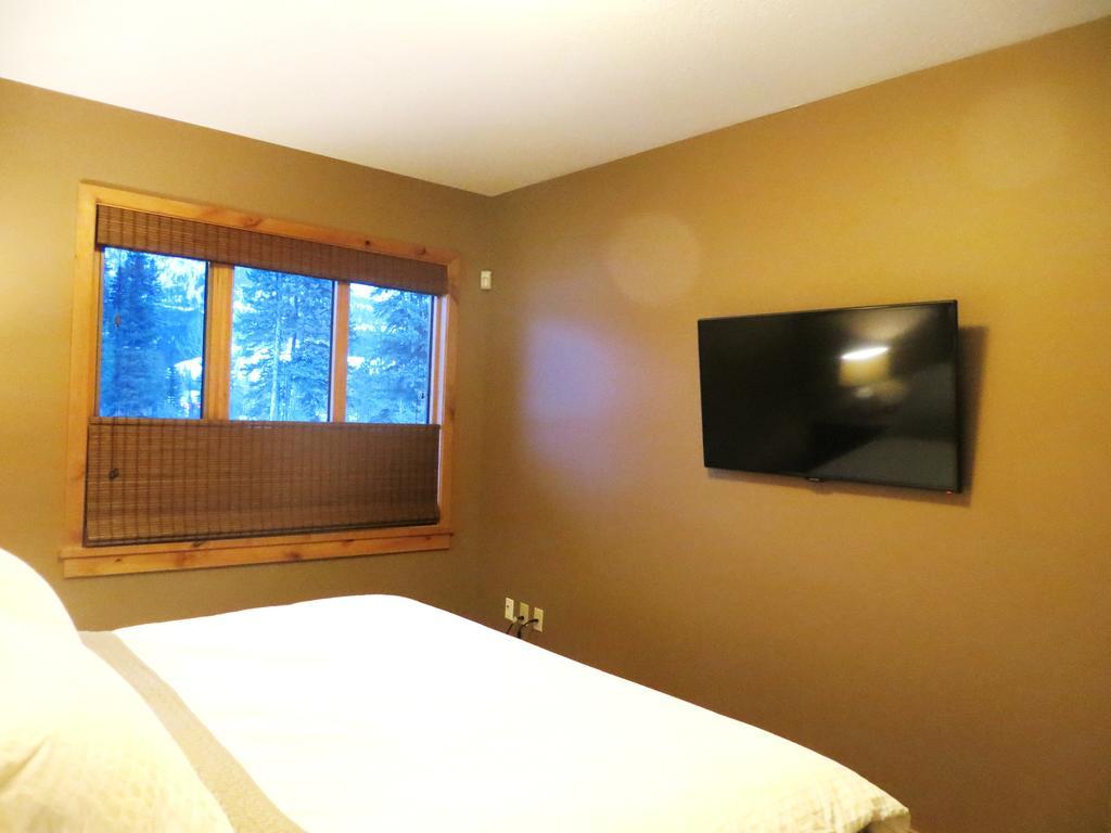 Luxury Canmore Vacations Ruang foto