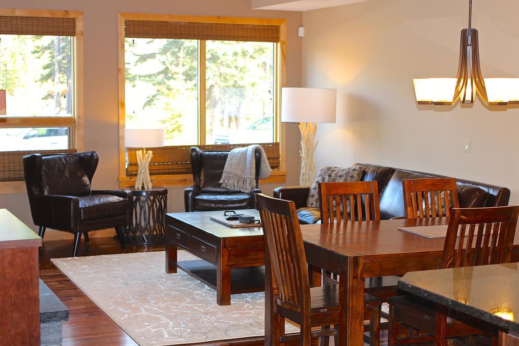 Luxury Canmore Vacations Bagian luar foto